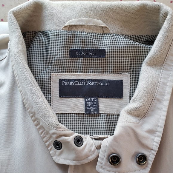 Perry Ellis Man Vest - Picture 2 of 10